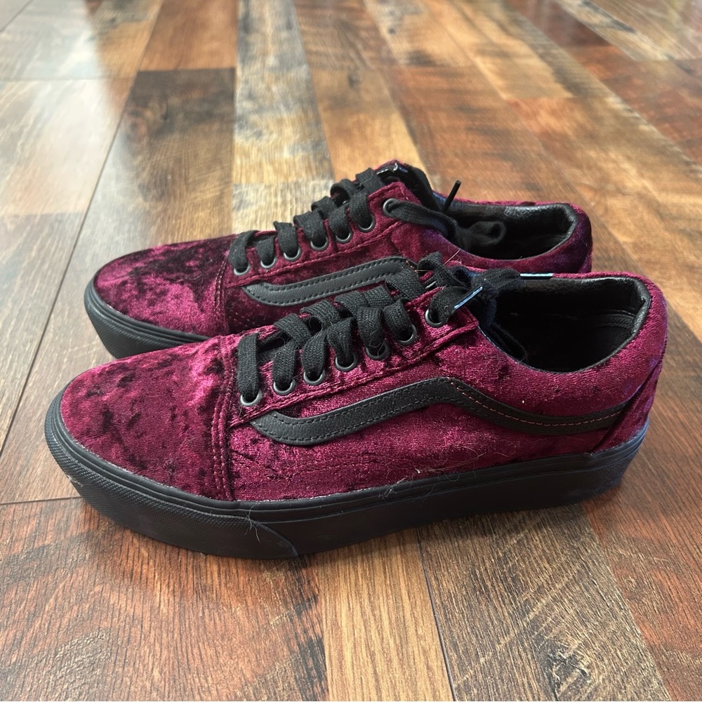 Vans Maroon Velvet Old Skool Size 8.5